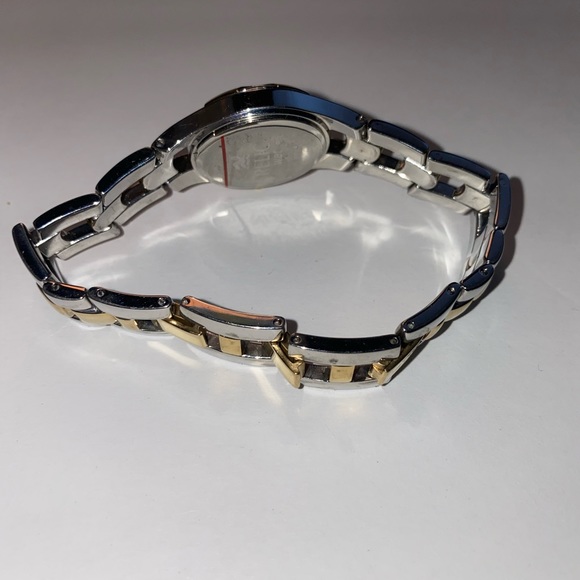 Relic Women's Wet Watch Size OS - Picture 8 of 8